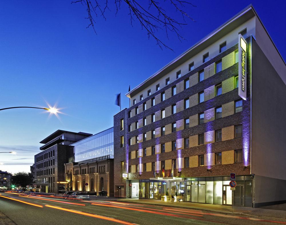 Holiday Inn Express Hamburg - St. Pauli-Messe Exterior foto
